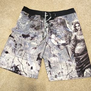Affliction short size 38 good condition.